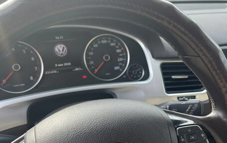 Volkswagen Touareg III, 2014 год, 2 480 000 рублей, 8 фотография