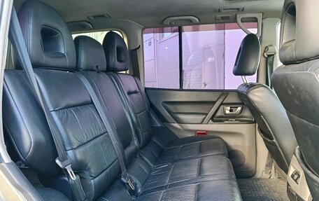 Mitsubishi Pajero III рестайлинг, 2004 год, 785 000 рублей, 11 фотография