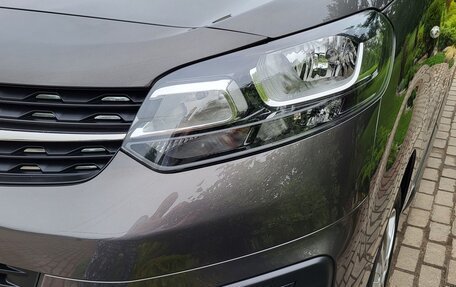 Opel Zafira Life I, 2020 год, 2 390 000 рублей, 12 фотография