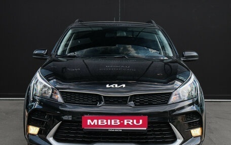 KIA Rio IV, 2021 год, 1 840 000 рублей, 2 фотография