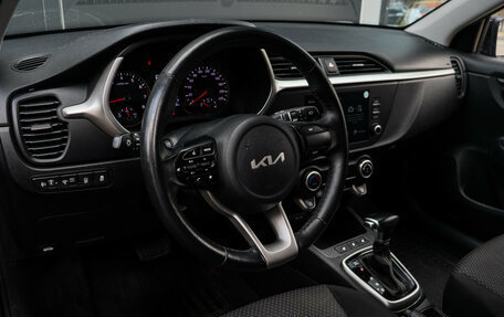 KIA Rio IV, 2021 год, 1 840 000 рублей, 13 фотография
