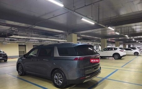 KIA Carnival, 2021 год, 4 300 000 рублей, 6 фотография