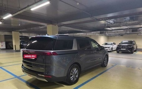 KIA Carnival, 2021 год, 4 300 000 рублей, 7 фотография