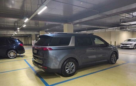 KIA Carnival, 2021 год, 4 300 000 рублей, 10 фотография