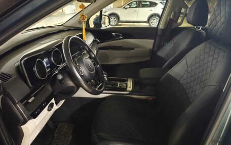 KIA Carnival, 2021 год, 4 300 000 рублей, 21 фотография