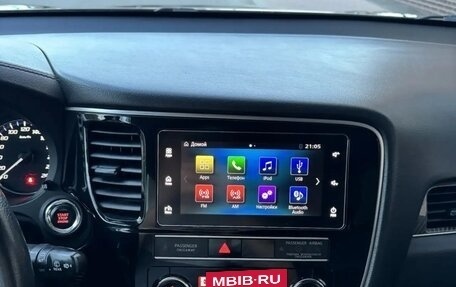 Mitsubishi Outlander III рестайлинг 3, 2019 год, 1 940 000 рублей, 33 фотография