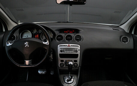 Peugeot 408 I рестайлинг, 2014 год, 630 000 рублей, 10 фотография