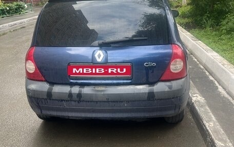 Renault Clio III, 2001 год, 230 000 рублей, 3 фотография