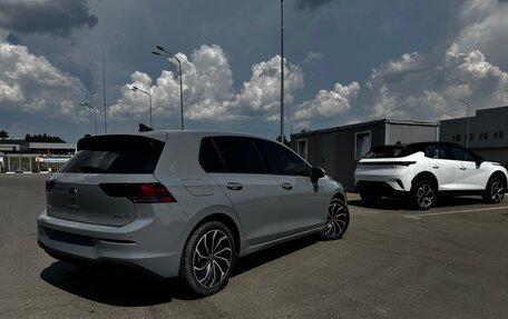 Volkswagen Golf VIII, 2022 год, 1 950 000 рублей, 4 фотография
