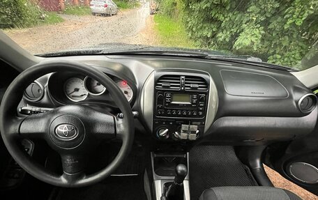 Toyota RAV4, 2004 год, 660 000 рублей, 17 фотография