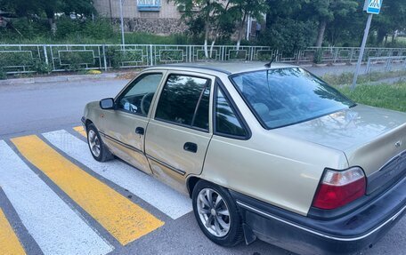 Daewoo Nexia I рестайлинг, 2006 год, 140 000 рублей, 3 фотография