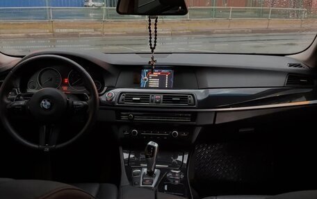 BMW 5 серия, 2013 год, 1 750 000 рублей, 14 фотография