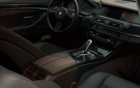 BMW 5 серия, 2013 год, 1 750 000 рублей, 20 фотография