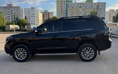 Toyota Land Cruiser Prado 150 рестайлинг 2, 2016 год, 3 863 000 рублей, 5 фотография