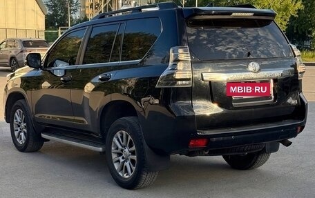 Toyota Land Cruiser Prado 150 рестайлинг 2, 2016 год, 3 863 000 рублей, 4 фотография