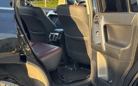 Toyota Land Cruiser Prado 150 рестайлинг 2, 2016 год, 3 863 000 рублей, 15 фотография