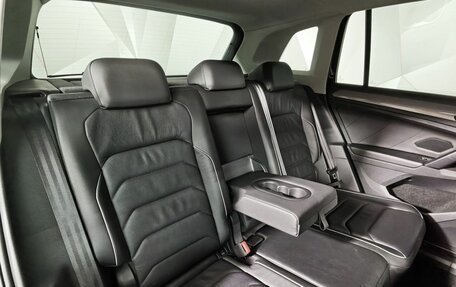 Volkswagen Tiguan II, 2021 год, 2 643 000 рублей, 17 фотография