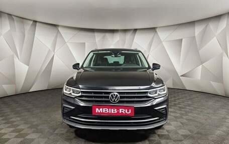 Volkswagen Tiguan II, 2021 год, 2 643 000 рублей, 7 фотография