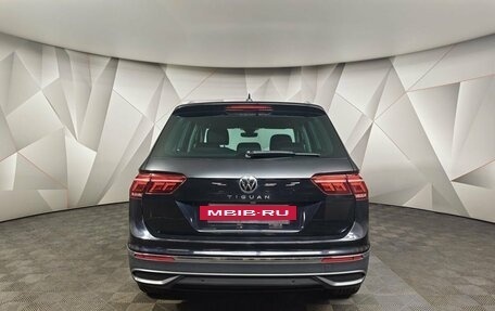 Volkswagen Tiguan II, 2021 год, 2 643 000 рублей, 8 фотография
