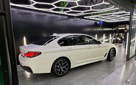 BMW 5 серия, 2022 год, 6 000 000 рублей, 4 фотография