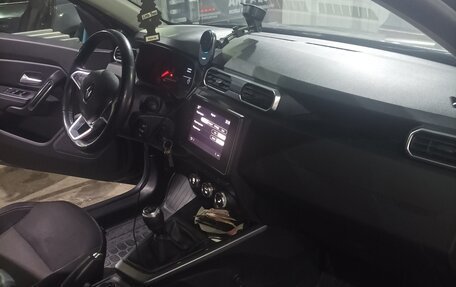 Renault Duster, 2021 год, 1 590 000 рублей, 2 фотография