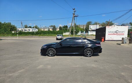 Toyota Camry, 2020 год, 2 650 000 рублей, 2 фотография