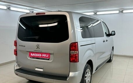 Peugeot Traveller I, 2021 год, 2 850 000 рублей, 4 фотография