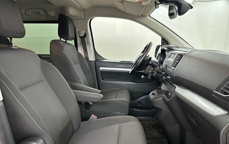 Peugeot Traveller I, 2021 год, 2 850 000 рублей, 11 фотография