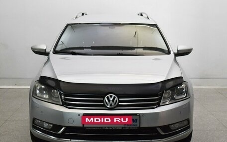Volkswagen Passat B7, 2011 год, 1 050 000 рублей, 2 фотография