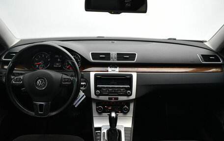 Volkswagen Passat B7, 2011 год, 1 050 000 рублей, 5 фотография