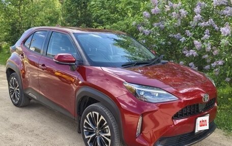 Toyota Yaris Cross, 2021 год, 2 500 000 рублей, 2 фотография