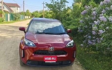 Toyota Yaris Cross, 2021 год, 2 500 000 рублей, 3 фотография