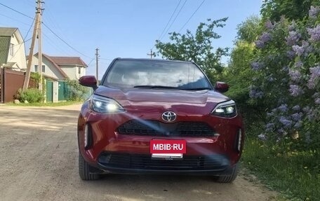 Toyota Yaris Cross, 2021 год, 2 500 000 рублей, 9 фотография
