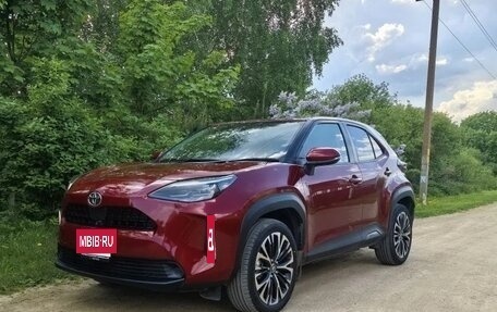 Toyota Yaris Cross, 2021 год, 2 500 000 рублей, 13 фотография