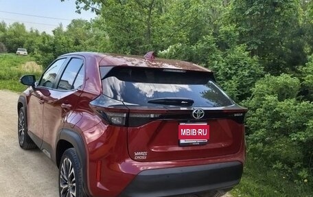 Toyota Yaris Cross, 2021 год, 2 500 000 рублей, 17 фотография