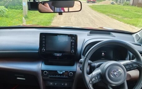 Toyota Yaris Cross, 2021 год, 2 500 000 рублей, 19 фотография