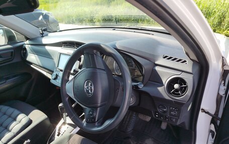 Toyota Corolla, 2016 год, 1 300 000 рублей, 19 фотография