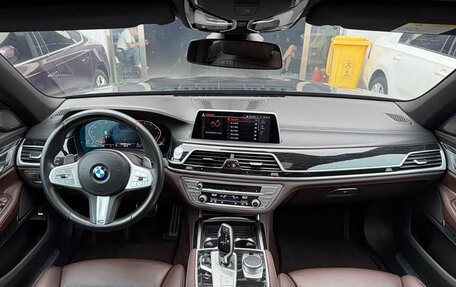 BMW 7 серия, 2021 год, 5 749 548 рублей, 6 фотография