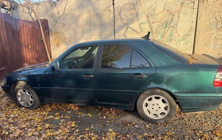 Mercedes-Benz C-Класс, 1997 год, 280 000 рублей, 6 фотография