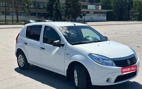 Renault Sandero I, 2014 год, 550 000 рублей, 4 фотография