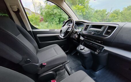 Peugeot Traveller I, 2020 год, 2 745 000 рублей, 7 фотография