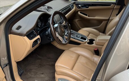Porsche Macan I рестайлинг, 2015 год, 3 000 000 рублей, 16 фотография