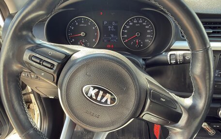 KIA Rio IV, 2018 год, 1 400 000 рублей, 6 фотография