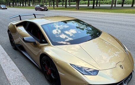 Lamborghini Huracán, 2018 год, 23 900 000 рублей, 5 фотография