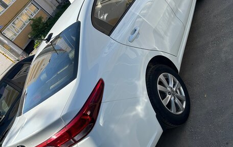 KIA Rio IV, 2018 год, 1 400 000 рублей, 8 фотография
