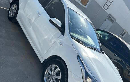 KIA Rio IV, 2018 год, 1 400 000 рублей, 7 фотография