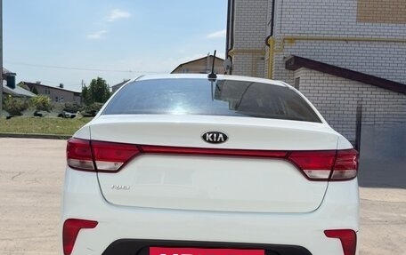 KIA Rio IV, 2018 год, 1 400 000 рублей, 14 фотография