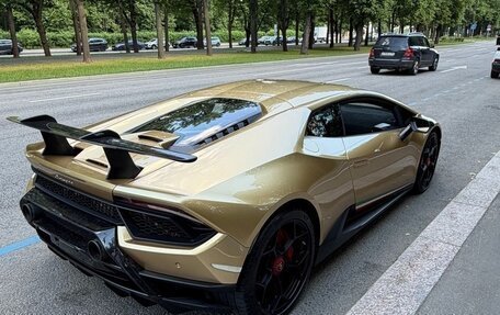 Lamborghini Huracán, 2018 год, 23 900 000 рублей, 8 фотография