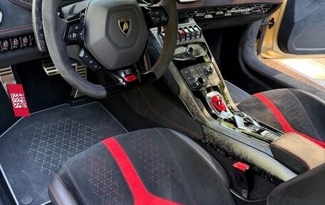 Lamborghini Huracán, 2018 год, 23 900 000 рублей, 12 фотография
