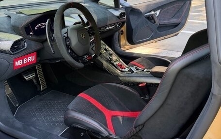 Lamborghini Huracán, 2018 год, 23 900 000 рублей, 11 фотография